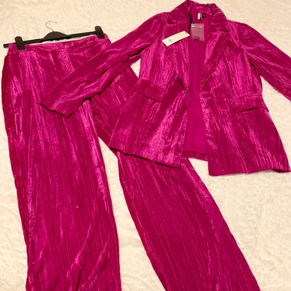 Topshop Other - Top Shop Magenta Velvet Pant Suit